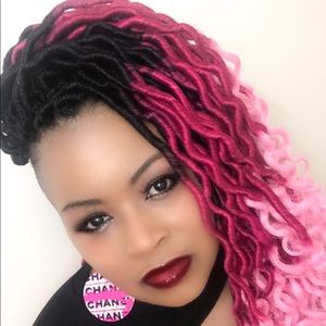 Meet your Posher, Cassandra